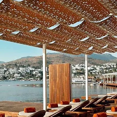 Ξενοδοχείο Mavi Turkbuku 3*