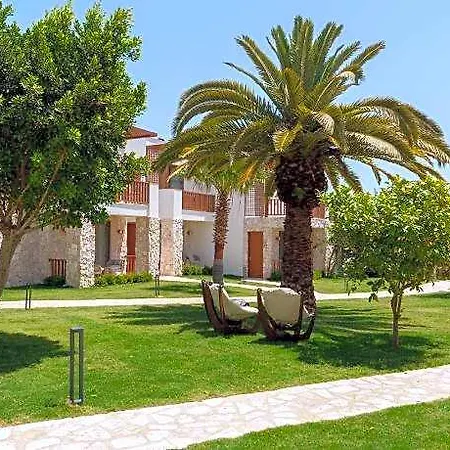 Ξενοδοχείο Mavi Turkbuku 3*